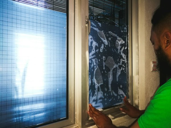 Film fenêtre voir sans être vu : solutions élégantes pour votre intimité